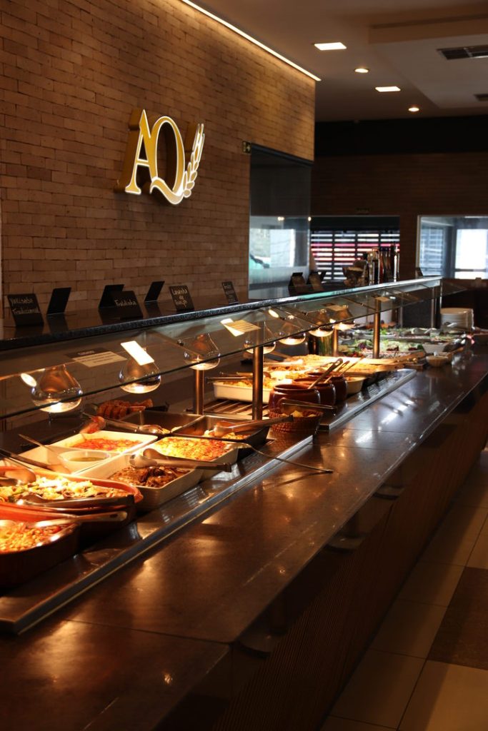 Venha Provar o Melhor Almoço Buffet no Bacacheri (1)